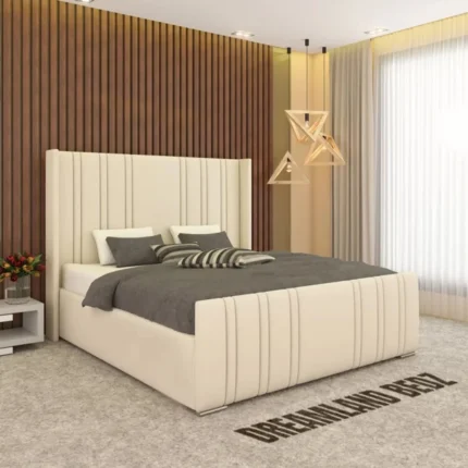 The Cambridge Liner With Wingback Bed