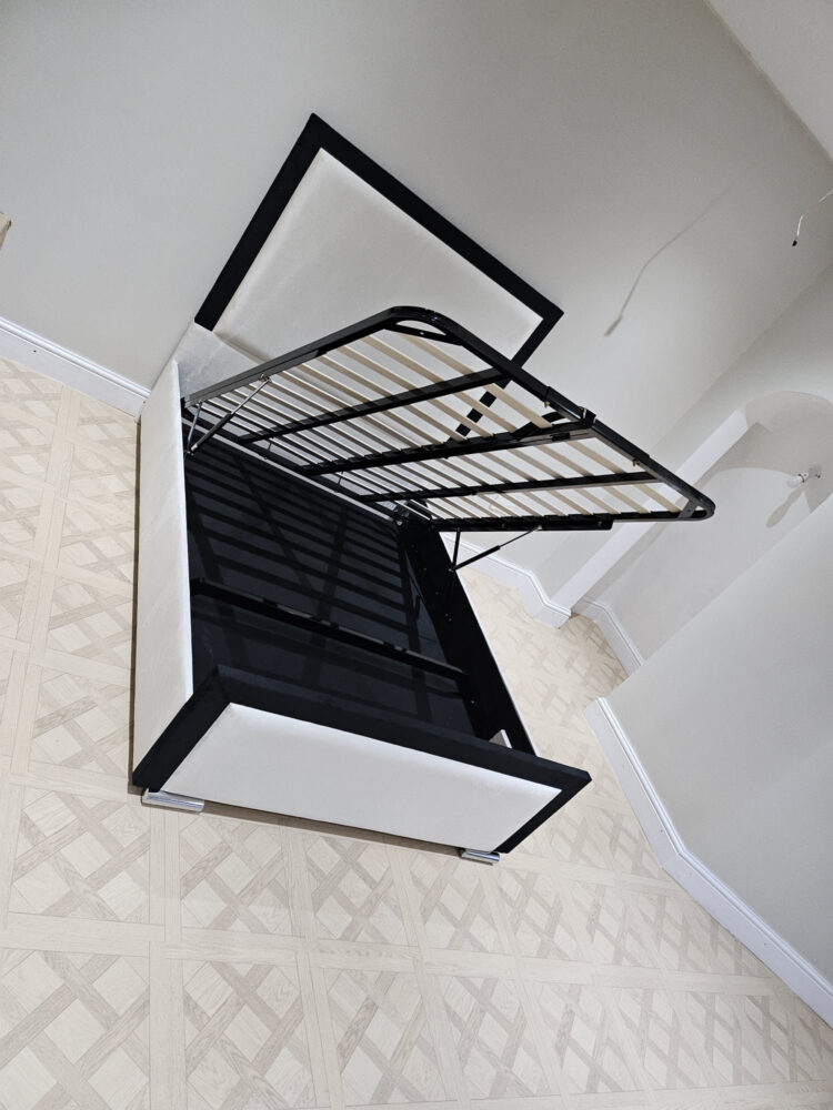 Image #2 from Martin